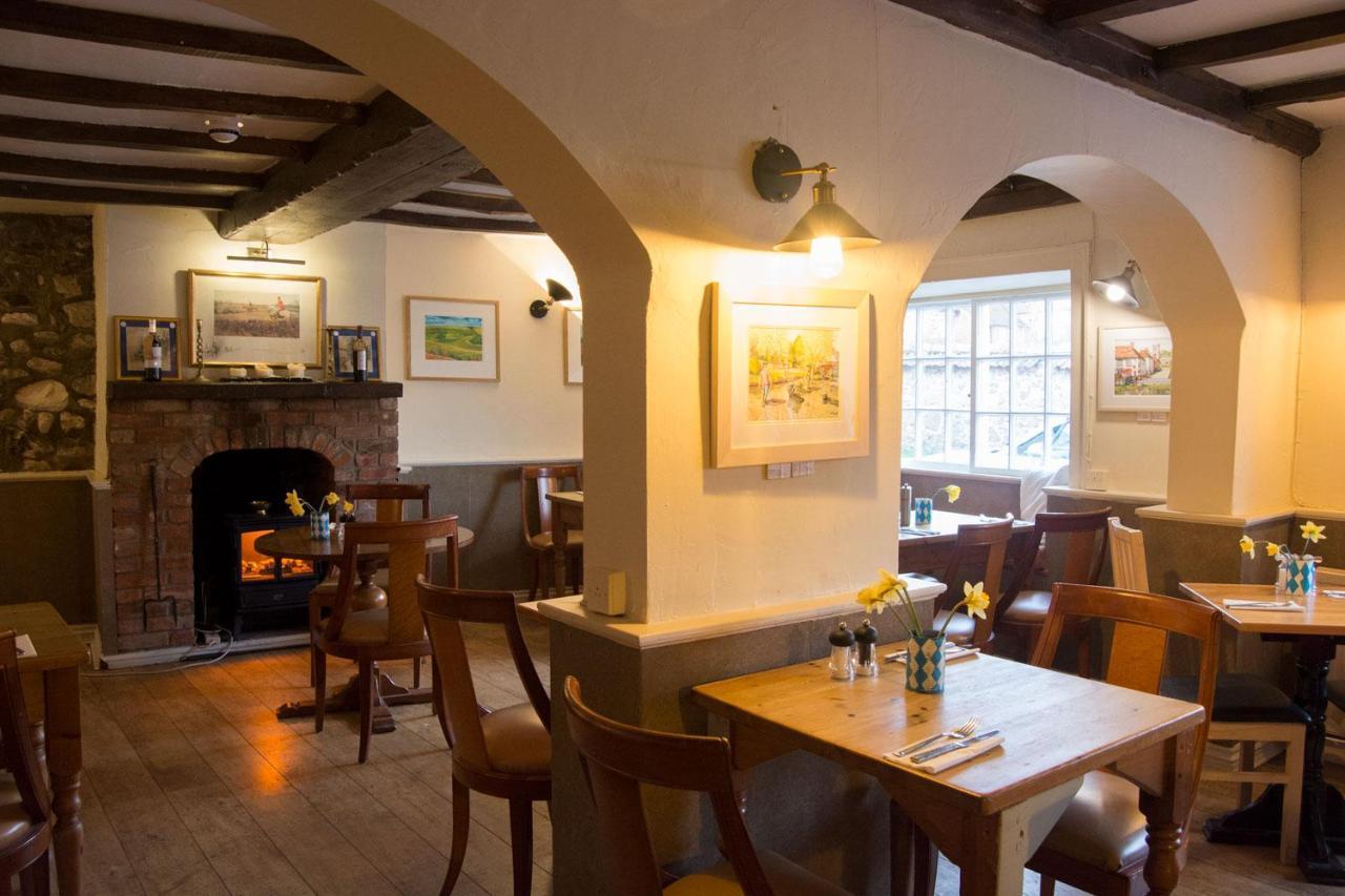 Hotel The Crown Aldbourne Zewnętrze zdjęcie